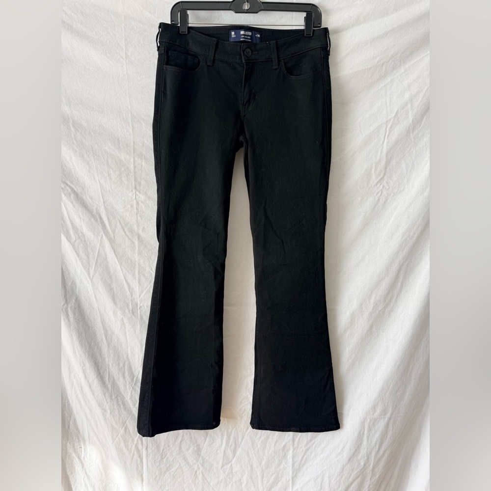 Hollister NWT Women's Black Flare Jeans Sz 8R - Picture 2 of 5